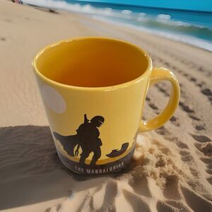 Star Wars The Mandalorian Silhouette Licensed Yellow Coffee Mug Cup Large 20oz